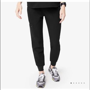 Women’s Black FIGS Zamora Jogger Scrubs Pants